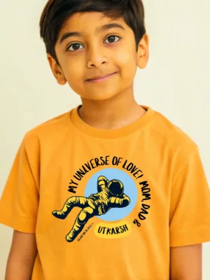 My-universe-of-love-mom-dad-name-golden-yellow